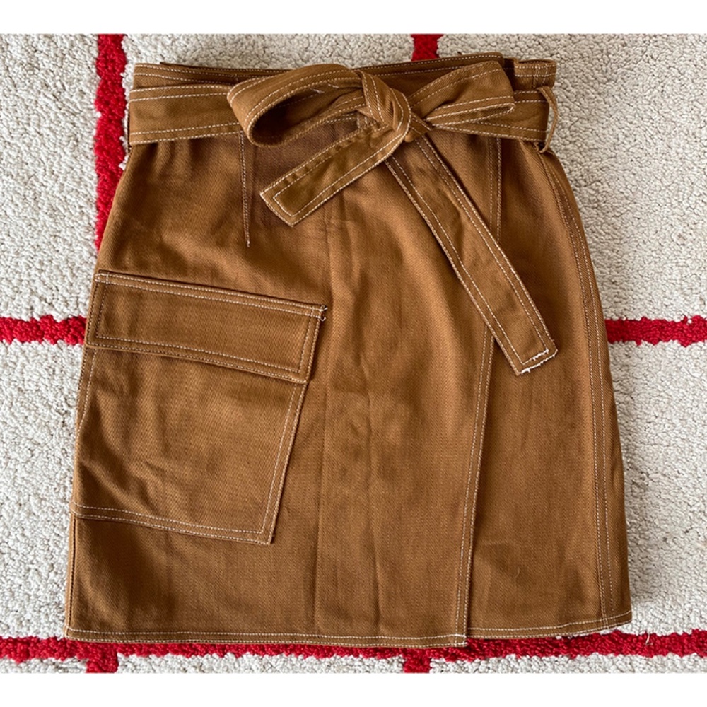 Lush Wrap Skirt with pocket Sz SM